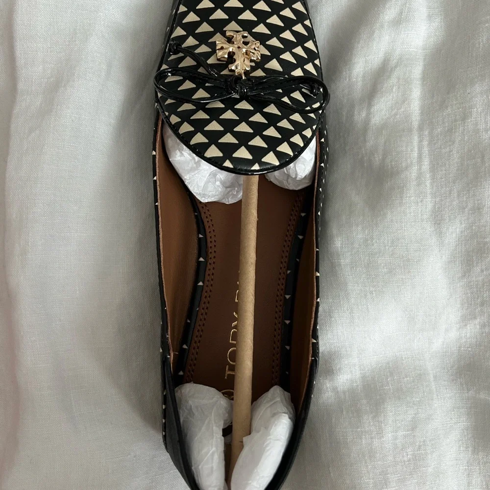 Tory Burch Black and White Women's Shoes